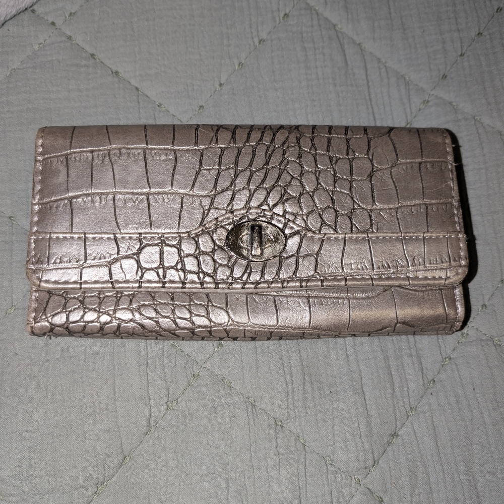New Directions Silver Crocodile-Embossed Wallet